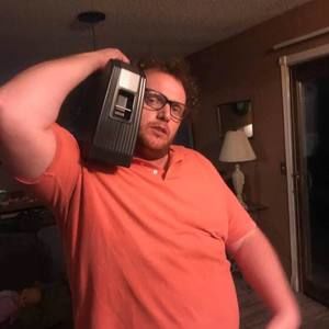 Meet your Posher, Derek